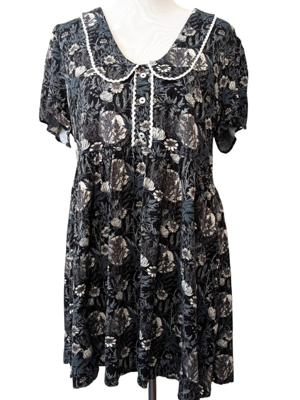 Disturbia Womens Size 12 Nightbloom Black Floral Lace Collared Gothic Mini Dress
